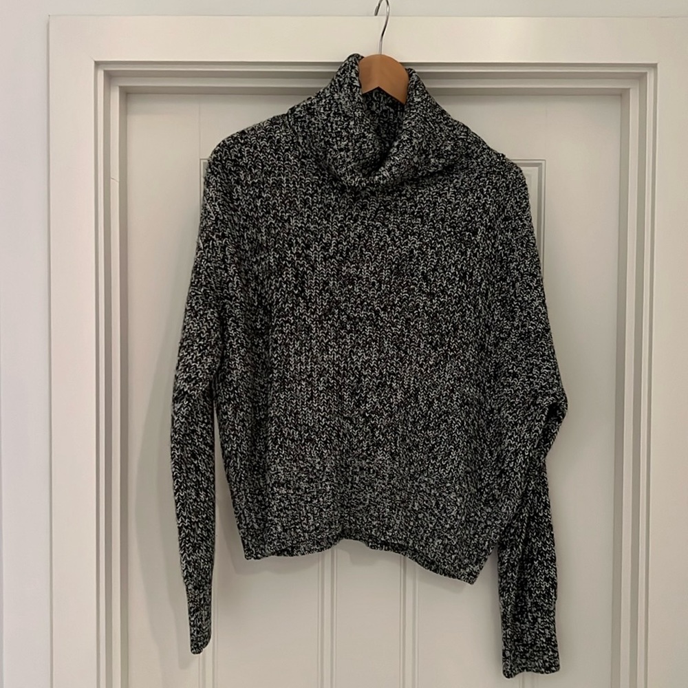 Sanctuary Roll Neck Pullover Sweater Size Medium